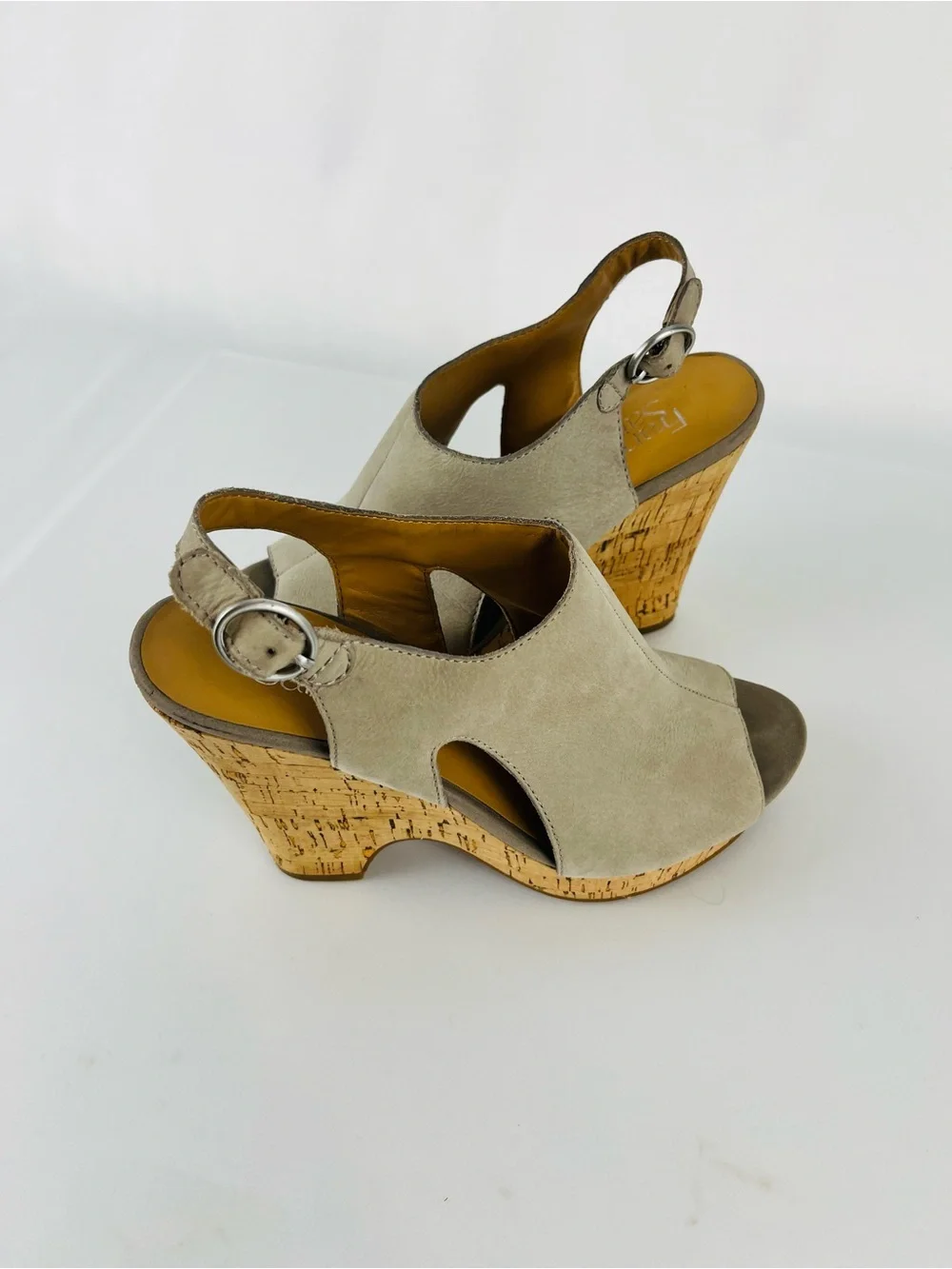 Franco Sarto Gabriel Peep Toe Suede Leather Wedge Sandal Taupe Gray Tan Size 8.5
